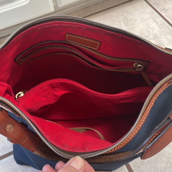 Dooney and Bourke large Erica satchel bag - Picture 5 of 10